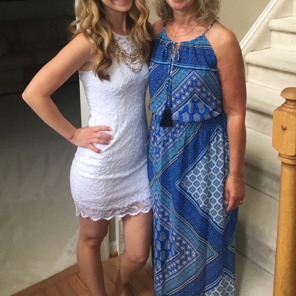 White Dress - Picture 4 of 4